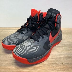 Nike HyperFuse men’s Basketball Shoes.